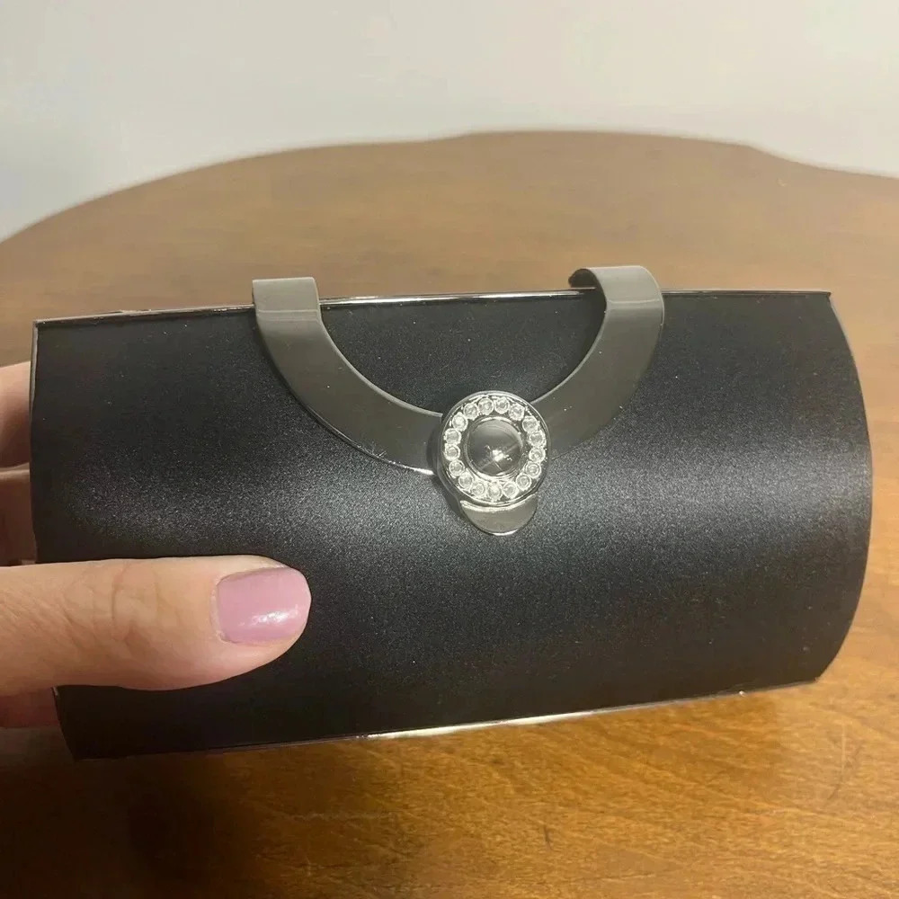 🌜 Sasha Black Satin and Rhinestone Evening Bag‎ - Picture 4 of 13